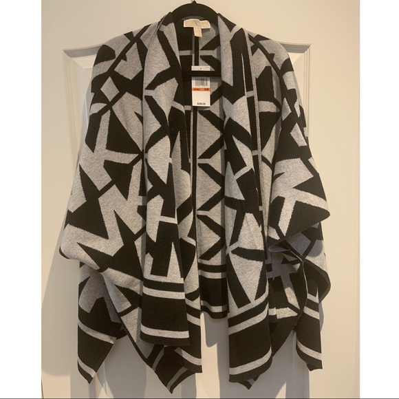 ⚠️SOLD⚠️ MK LOGO WOOL BLEND PONCHO - Picture 1 of 8